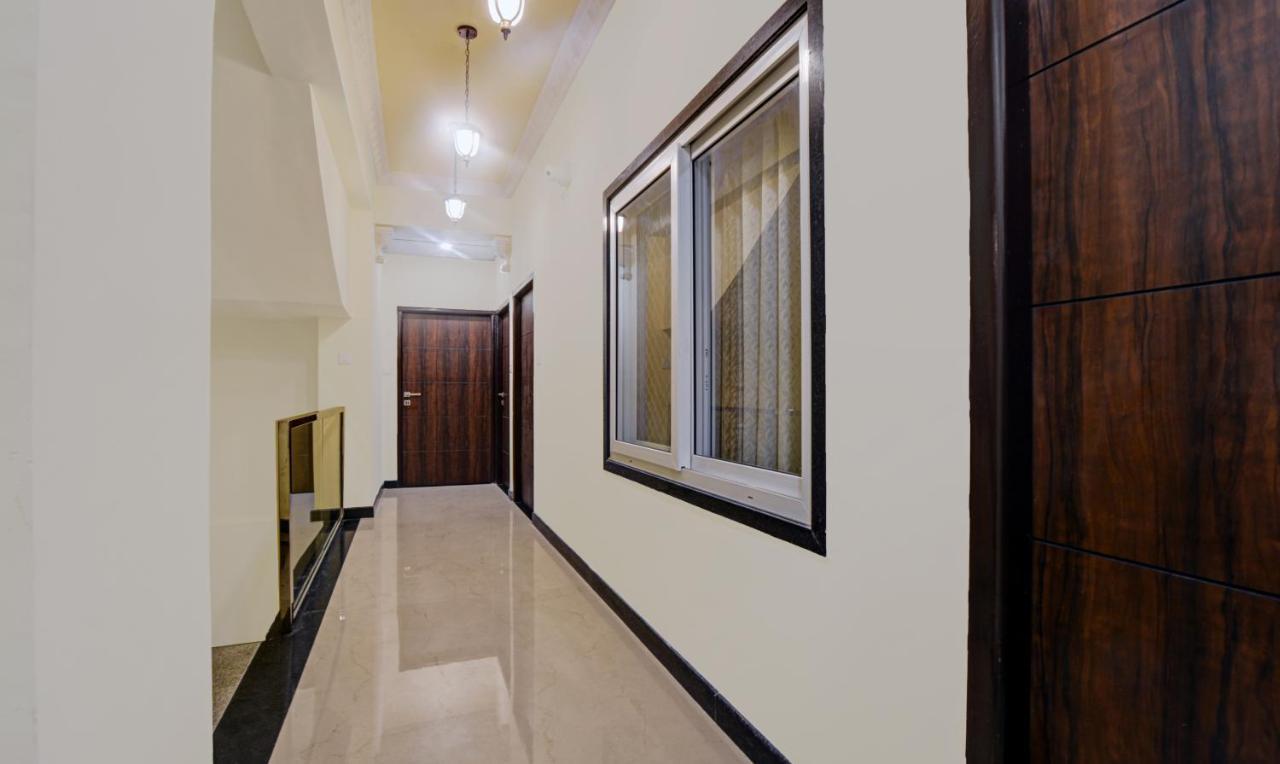 Hotel Treebo Jheel Mahal Udajpur Zewnętrze zdjęcie